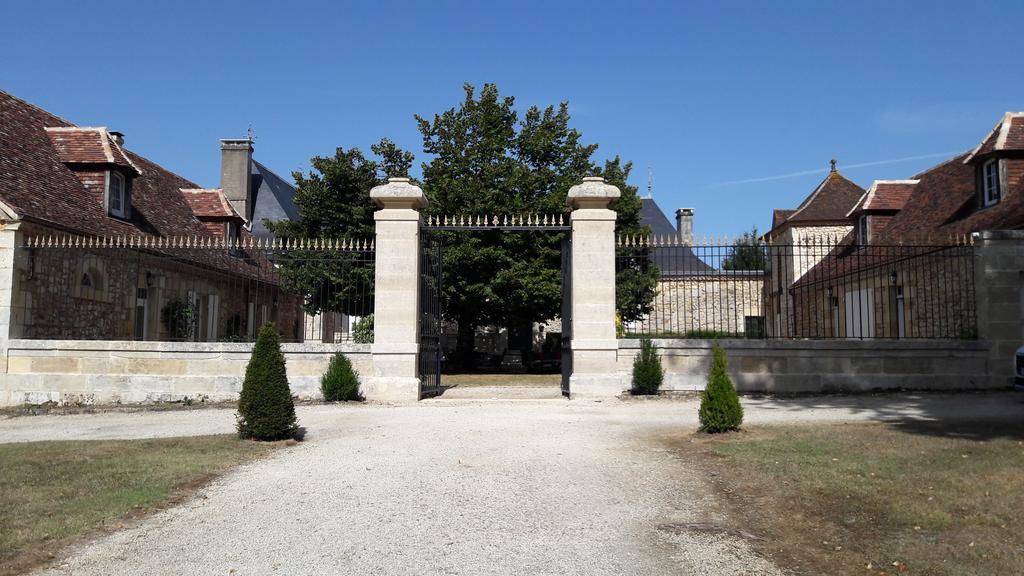 Domaine De La Rocque Bed & Breakfast Liorac-sur-Louyre Eksteriør bilde