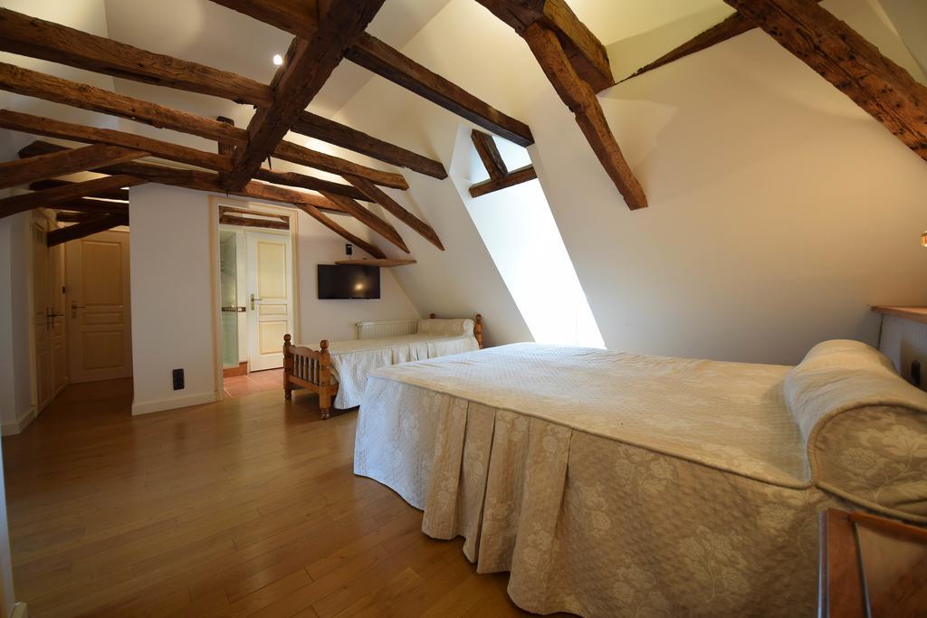 Domaine De La Rocque Bed & Breakfast Liorac-sur-Louyre Eksteriør bilde