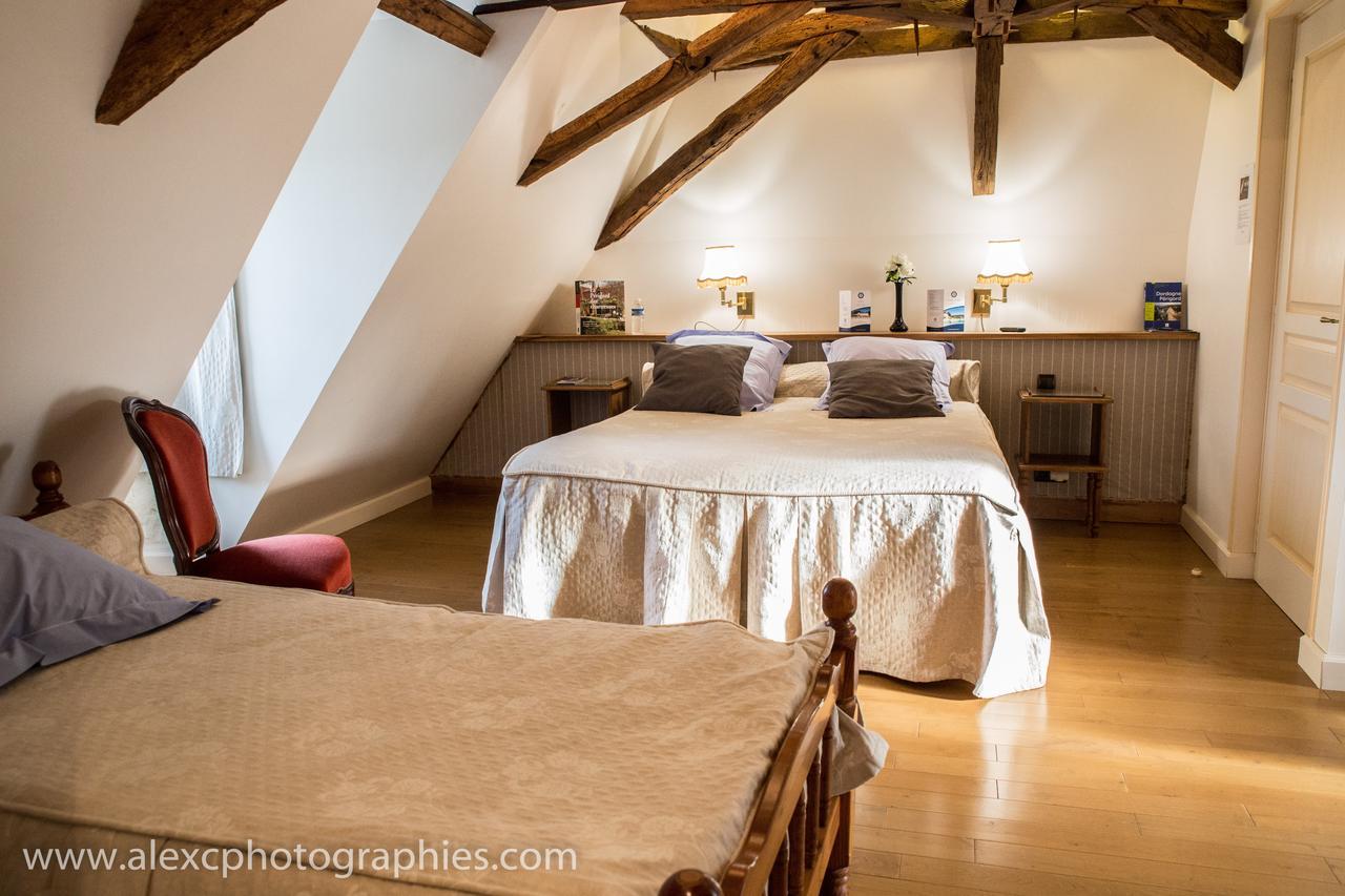 Domaine De La Rocque Bed & Breakfast Liorac-sur-Louyre Eksteriør bilde